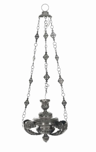 Lampada Votiva in Argento Sbalzato, Manifattura Italiana del XIX Secolo