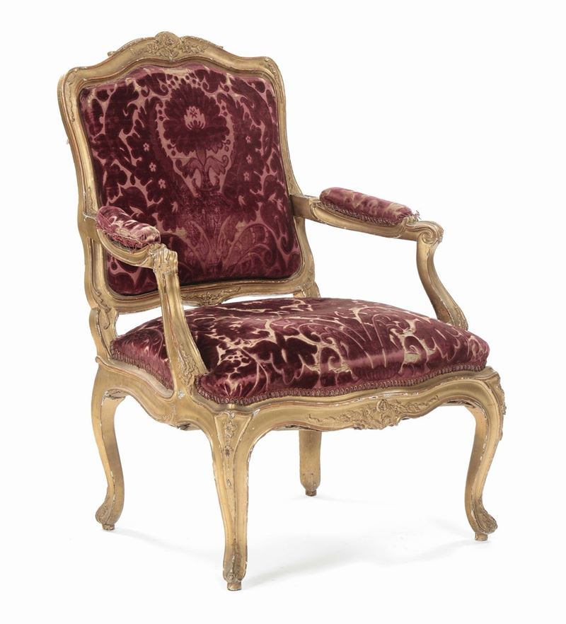 Poltrona Luigi XV in legno intagliato e dorato, XVIII secolo  - Asta Antiquariato, Affidamenti da raffinate dimore private - Cambi Casa d'Aste