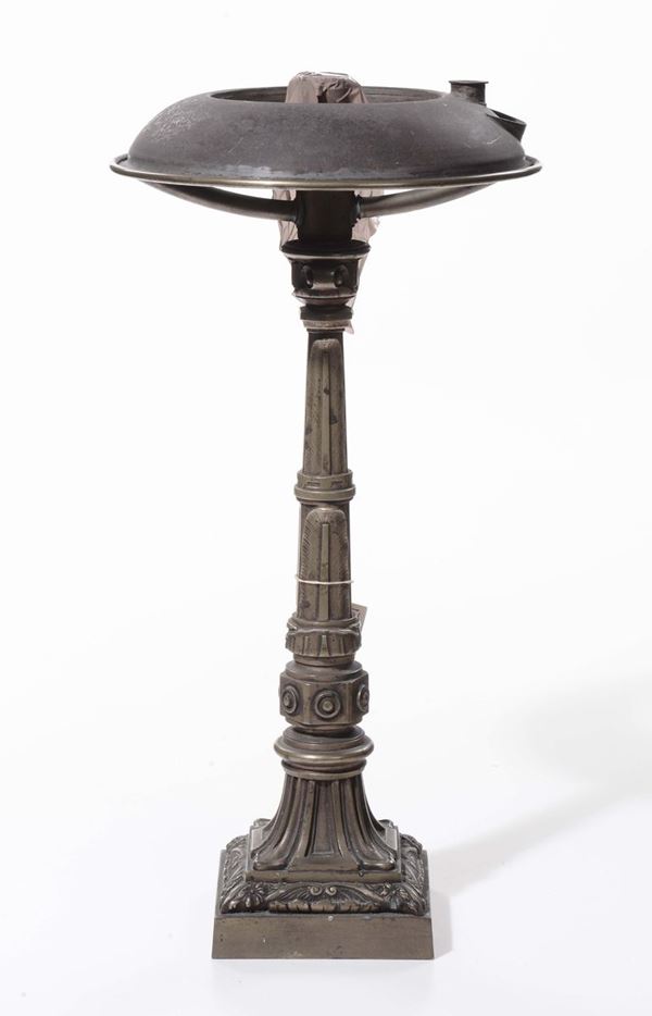 Lume in bronzo dorato, XIX secolo