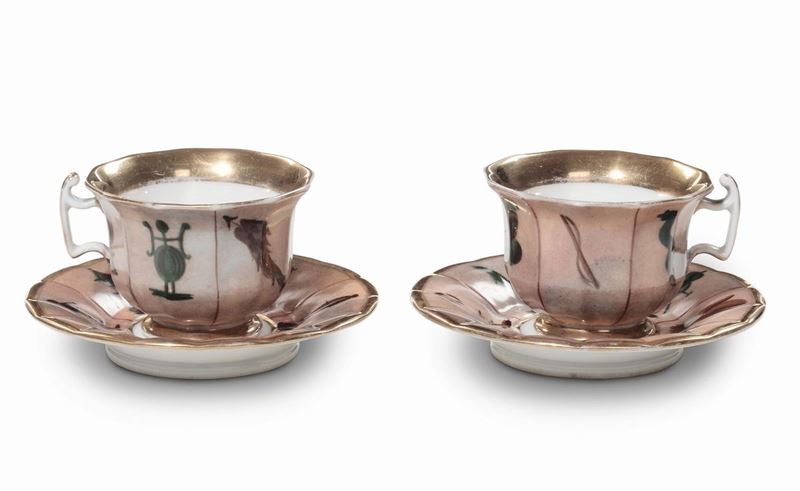 Coppia di tazzine da cabinet con piattini in porcellana, Russia prima metà XIX secolo  - Asta Antiquariato, Affidamenti da raffinate dimore private - Cambi Casa d'Aste