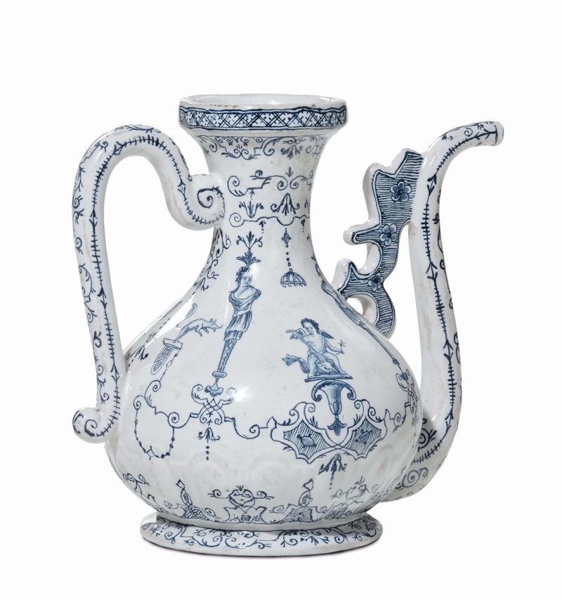 Caffettiera monoansata in maiolica decorata in bianco e blu, Bologna, manifattura Minghetti inizi XX secolo  - Asta Antiquariato, Affidamenti da raffinate dimore private - Cambi Casa d'Aste