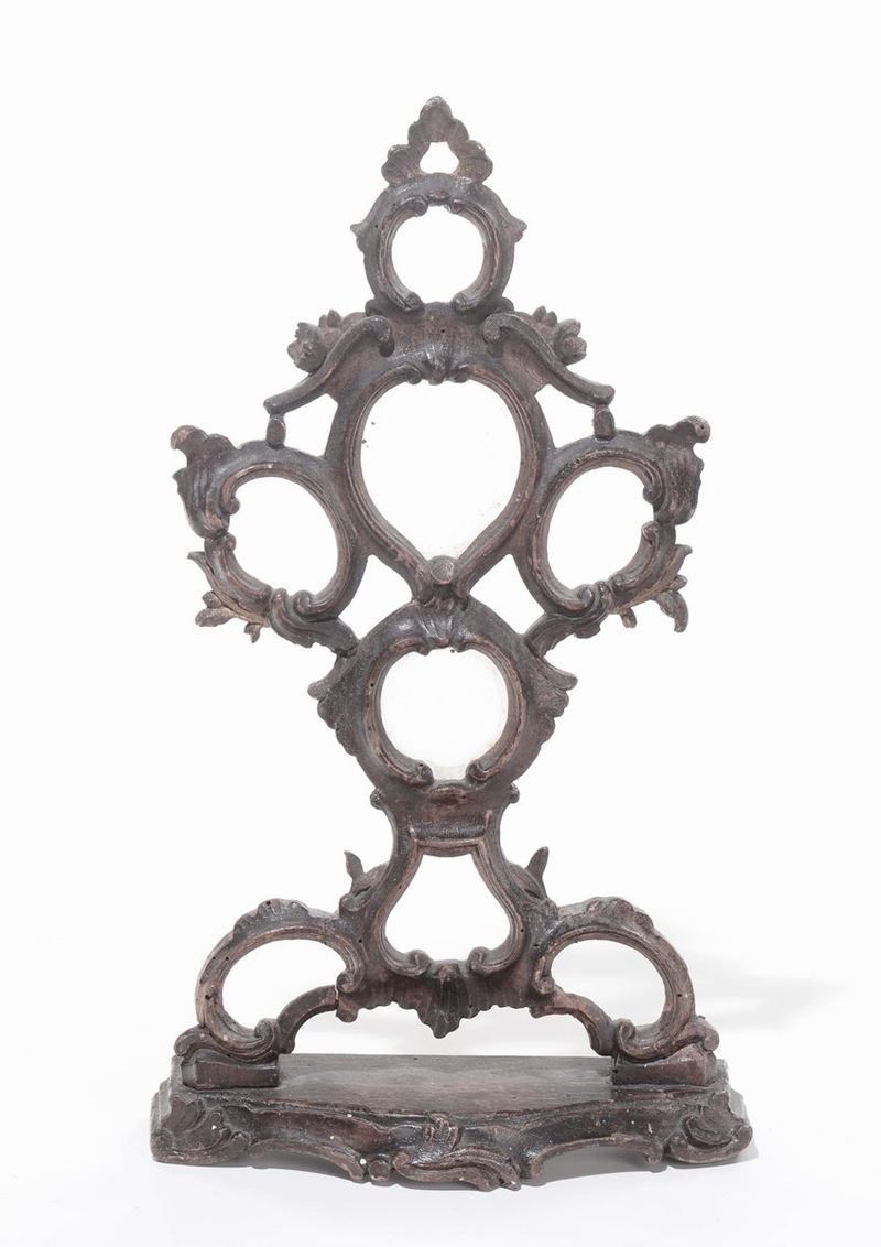 Porta reliquie da tavolo in legno scolpito, Venezia XVIII secolo  - Asta Antiquariato, Affidamenti da raffinate dimore private - Cambi Casa d'Aste