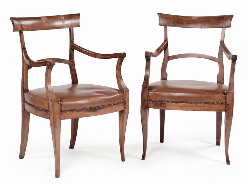Coppia di poltrone neoclassiche in noce, Italia Centrale inizi XIX secolo  - Auction Fine Arts from refined private house - Cambi Casa d'Aste