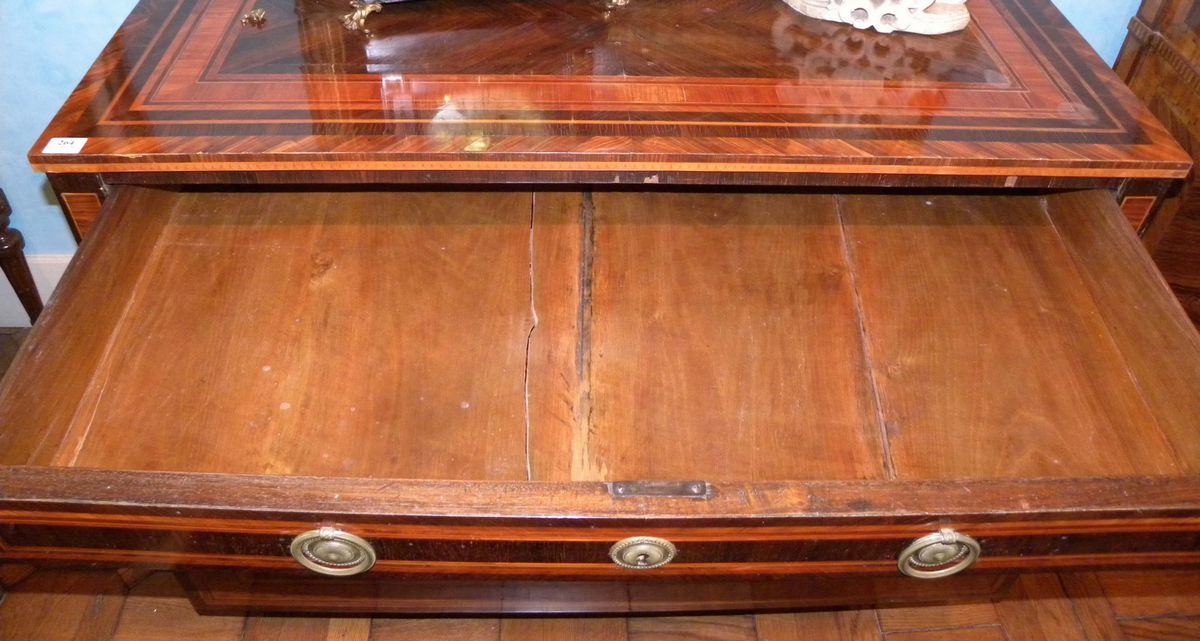 Comò Luigi XVI Lastronato ed Intarsiato, Genova XVIII Secolo