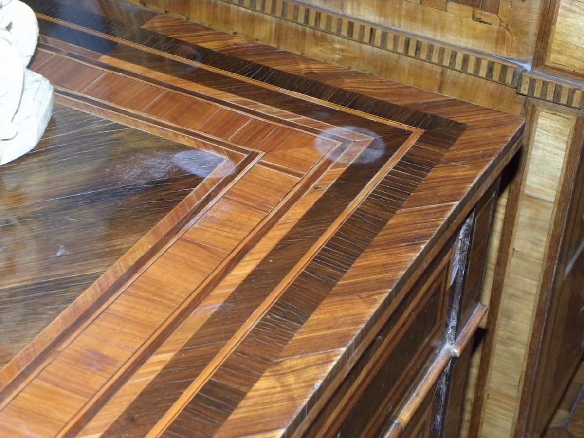 Comò Luigi XVI Lastronato ed Intarsiato, Genova XVIII Secolo
