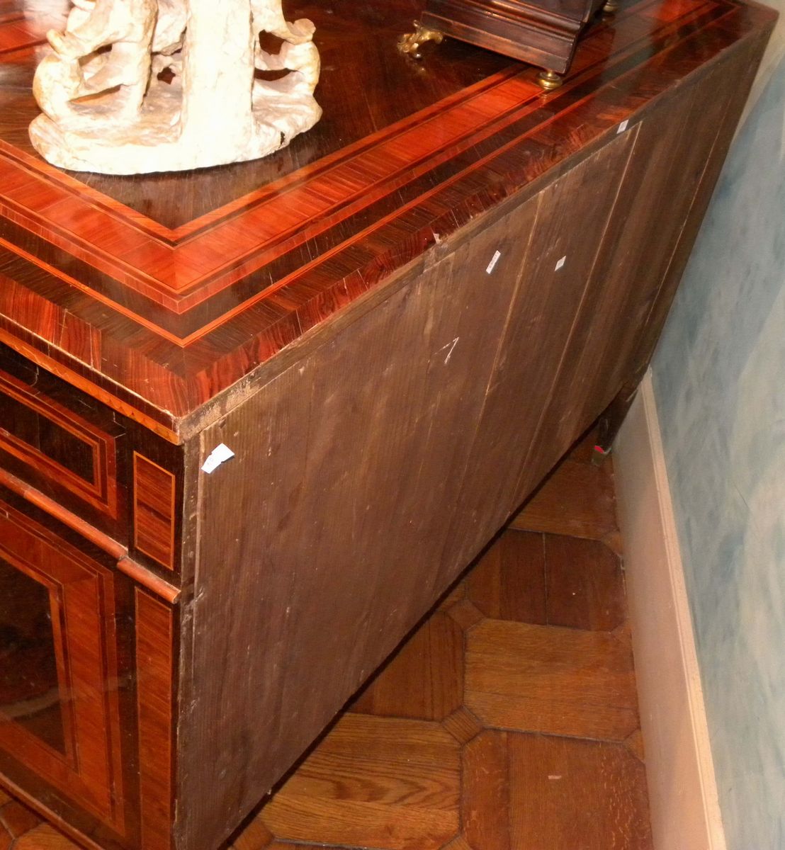 Comò Luigi XVI Lastronato ed Intarsiato, Genova XVIII Secolo