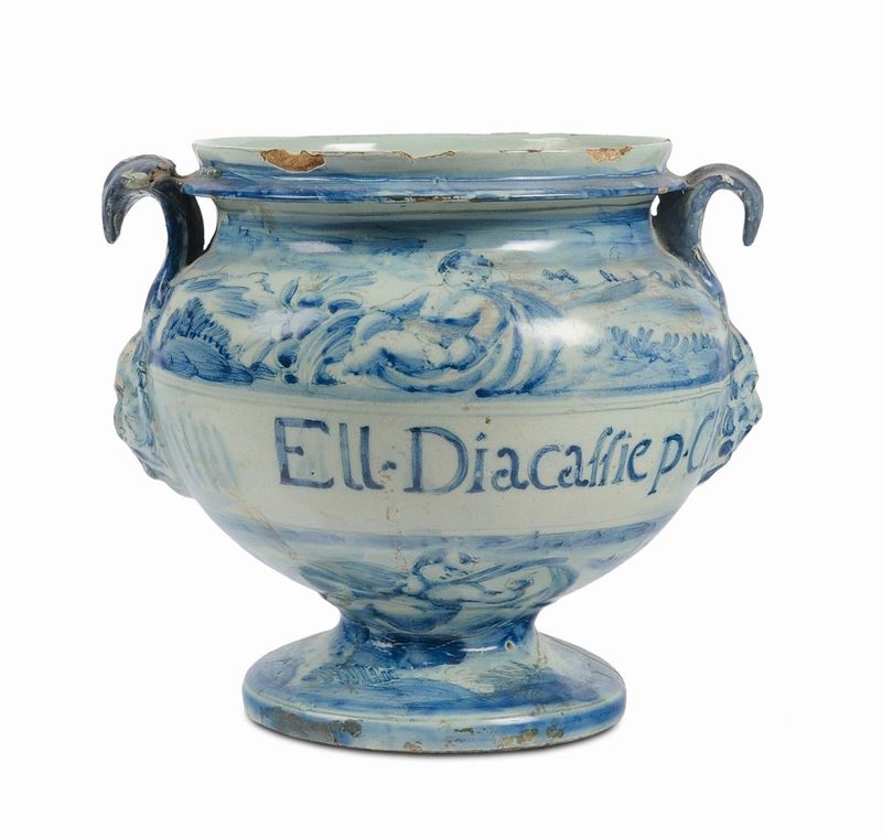 Vaso da farmacia in maiolica, Savona XVIII secolo  - Asta Antiquariato, Affidamenti da raffinate dimore private - Cambi Casa d'Aste
