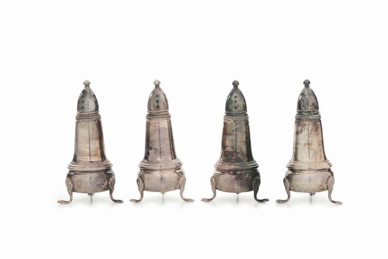 Quattro saliere in argento sterling in stile settecentesco, Inghilterra XX secolo  - Auction Fine Art - Cambi Casa d'Aste