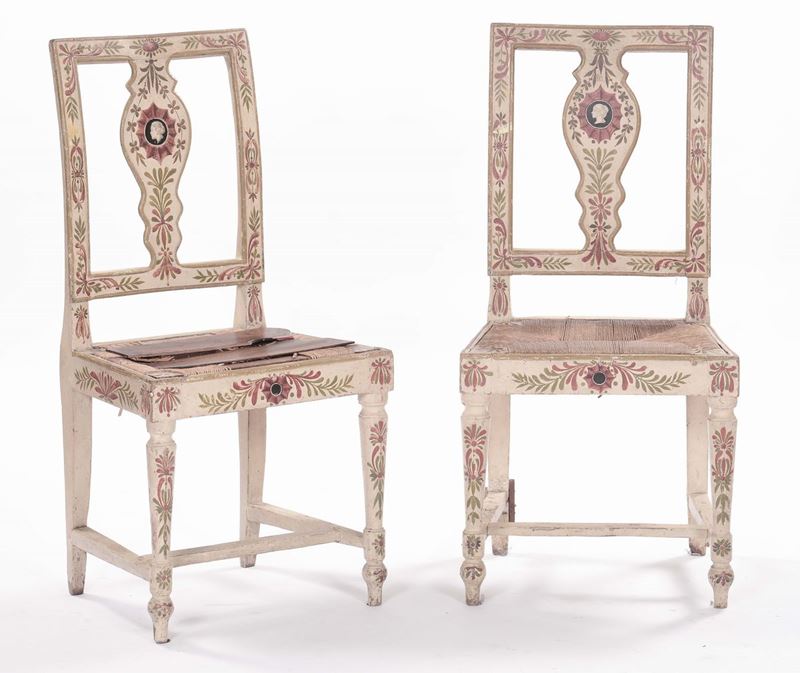 Due sedie in legno laccato, XX secolo  - Auction Time Auction 1-2015 - Cambi Casa d'Aste