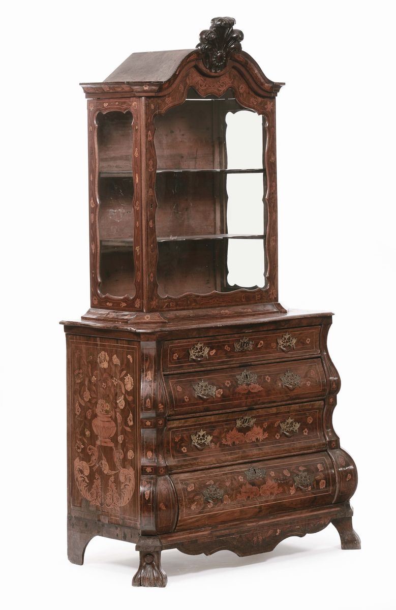 Bureau a quattro cassetti interamente lastronato ed intarsiato, Olanda XIX secolo  - Auction Fine Arts from refined private house - Cambi Casa d'Aste
