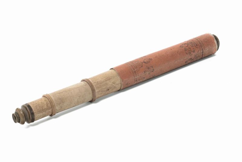 Cannocchiale in cartone, XIX secolo  - Asta Antiquariato, Affidamenti da raffinate dimore private - Cambi Casa d'Aste