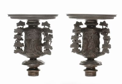 Coppia di Alzate in Bronzo, Giappone XX Secolo