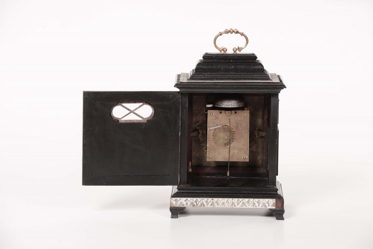 Orologio con Cassa in Legno Ebanizzato e Decorato in Avorio, Genova XVIII Secolo