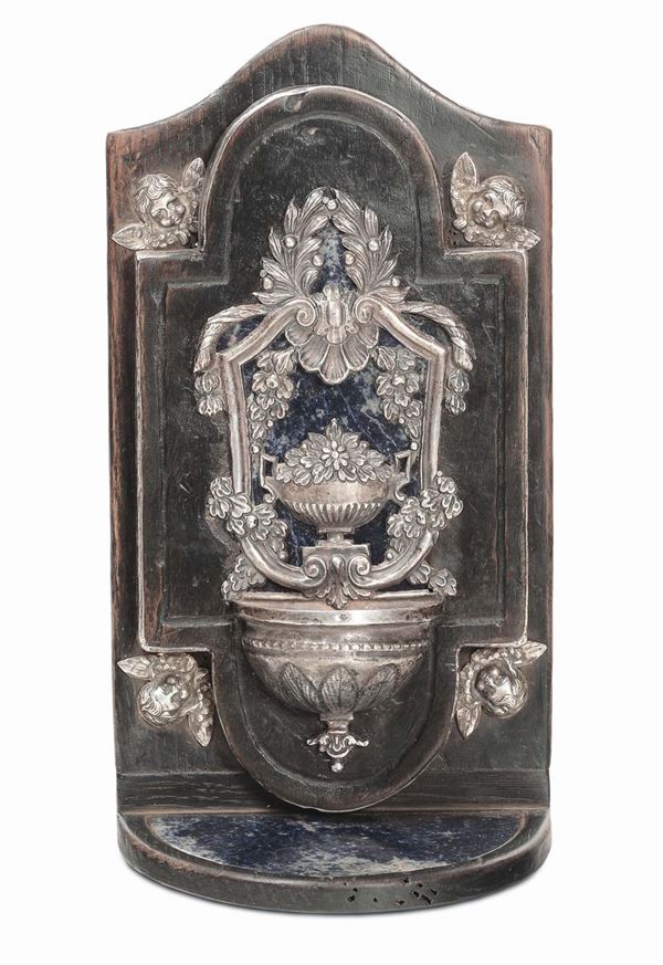 Piccola acquasantiera in argento, legno e lapislazulo, manifattura Lombardo-Veneta XIX secolo