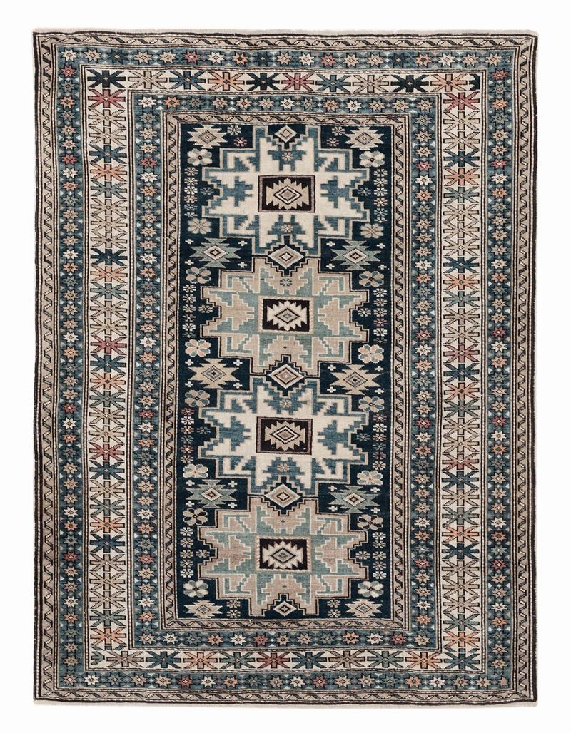 Tappeto caucasico Shirvan Lesghi inizio XX secolo  - Auction Fine Carpets - Cambi Casa d'Aste