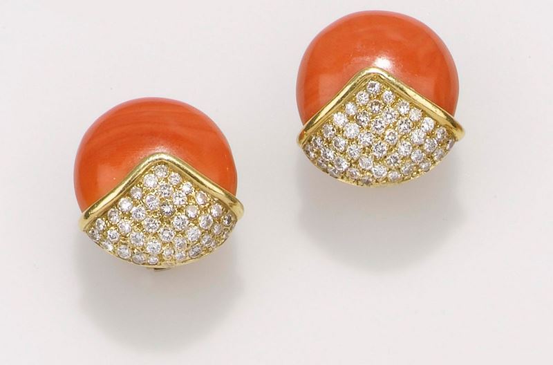 Orecchini con corallo e diamanti  - Asta Fine Jewels - II - Cambi Casa d'Aste