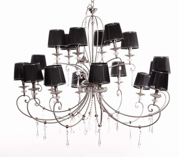 Lampadario moderno e quattro appliques