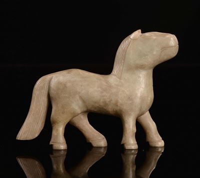 Scultura Raffigurante Cavallo in Saponaria, Cina, Dinastia Qing, XIX Secolo