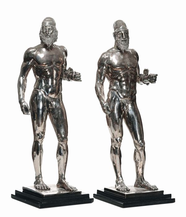 Coppia di sculture in lamina d'argento raffiguranti i bronzi di Riace, XX secolo