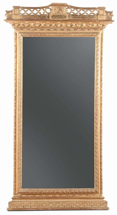 Due Specchiere Simili in Legno Intagliato e Dorato, XIX Secolo
