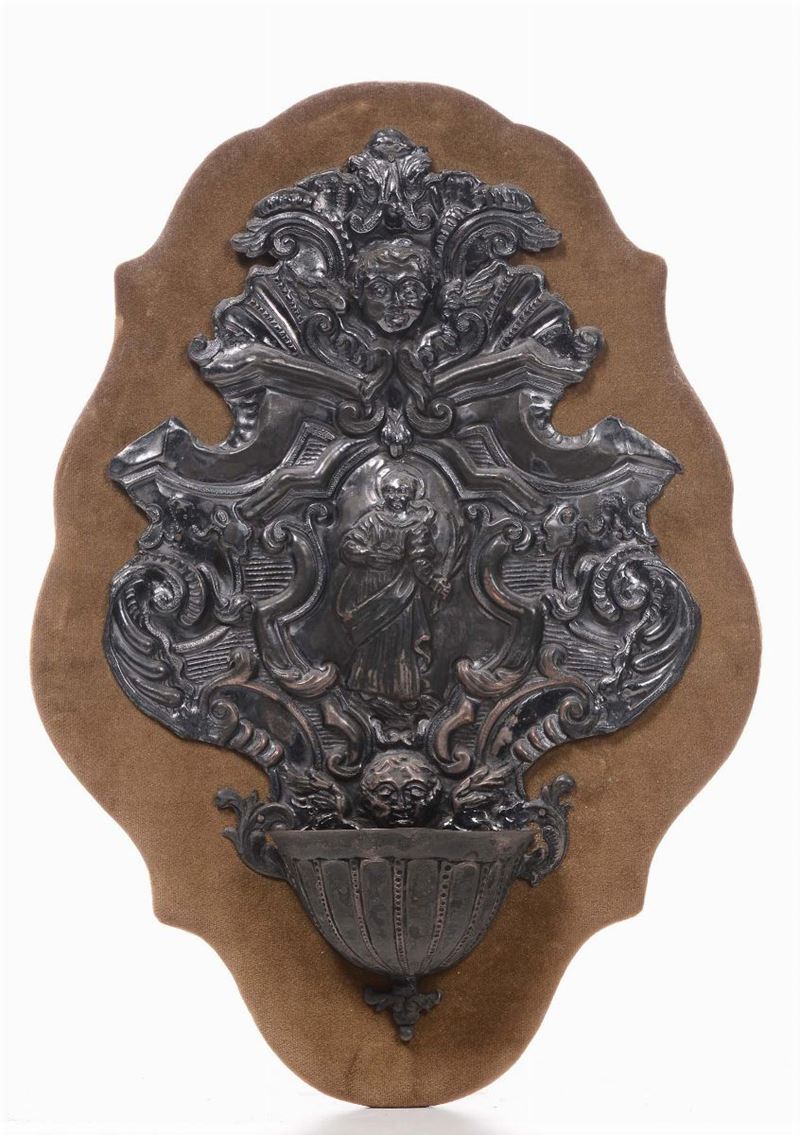 Acquasantiera in metallo argentato, XIX secolo  - Auction Fine Art - Cambi Casa d'Aste