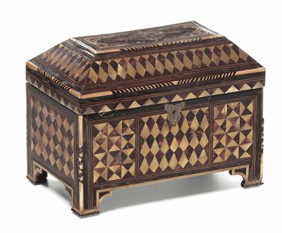 Bauletto in Legno Rivestito in Tartaruga, Madreperla e Avorio, Arte Ottomana (turchia?) del XIX S...