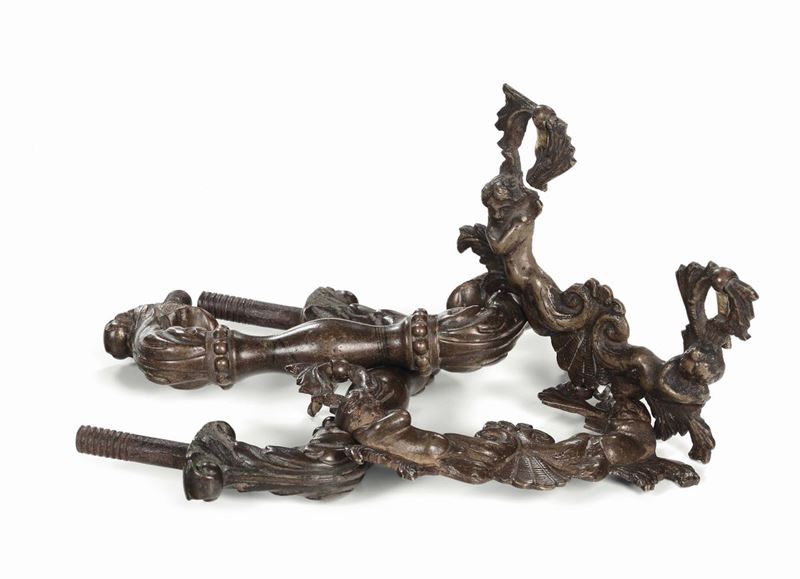 Due coppie di maniglie in ferro, XVIII secolo  - Auction Fine Arts from refined private house - Cambi Casa d'Aste