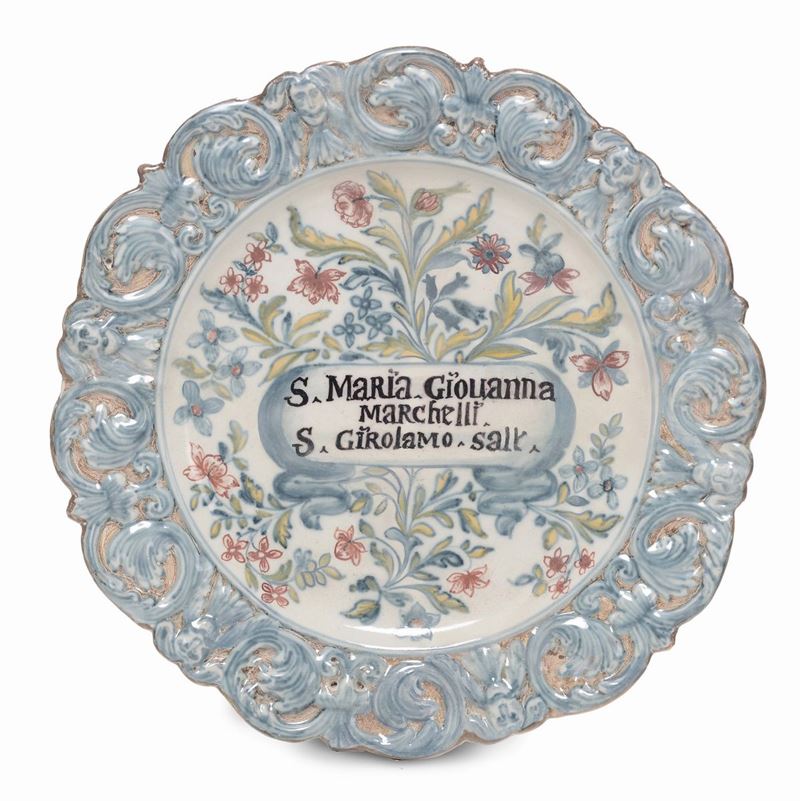 Piatto in maiolica a decoro floreale, Pavia XIX secolo  - Auction Fine Arts from refined private house - Cambi Casa d'Aste