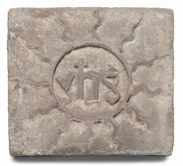 Mattonella in cotto con Cristogramma, XVIII secolo