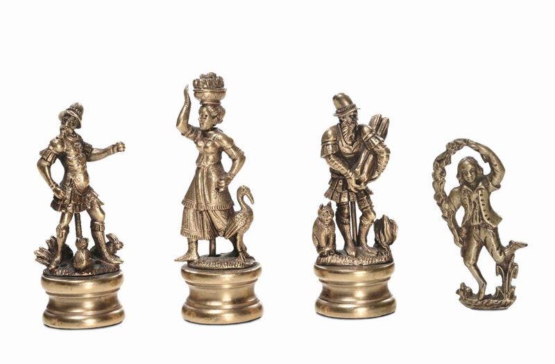Quattro bronzetti dorati con figure, XIX secolo  - Asta Arredi dalle dimore degli eredi Ercole Marelli e altre provenienze - Cambi Casa d'Aste