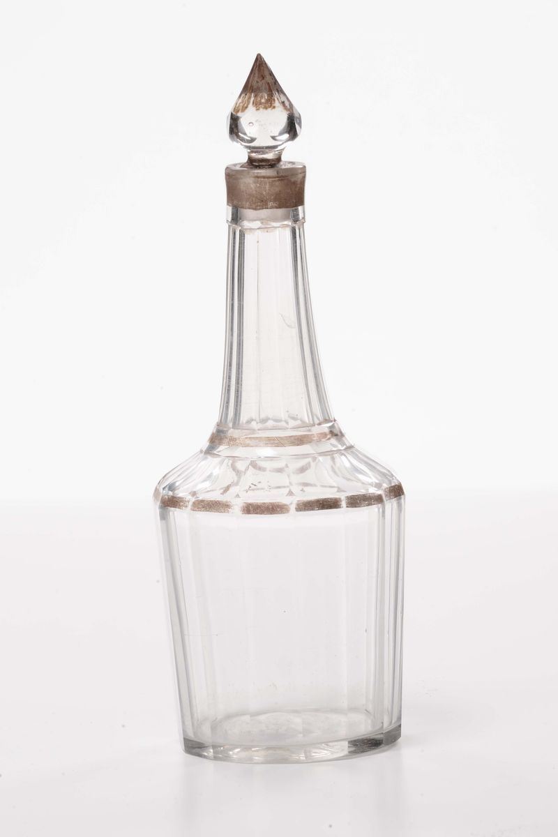 Bottiglia con tappo in vetro incolore  - Asta Antiquariato, Affidamenti da raffinate dimore private - Cambi Casa d'Aste