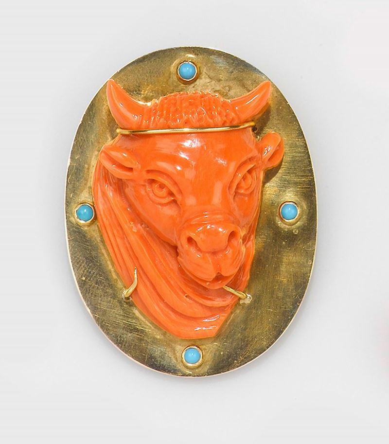 Spilla con corallo inciso toro e turchesi  - Asta Fine Jewels - II - Cambi Casa d'Aste