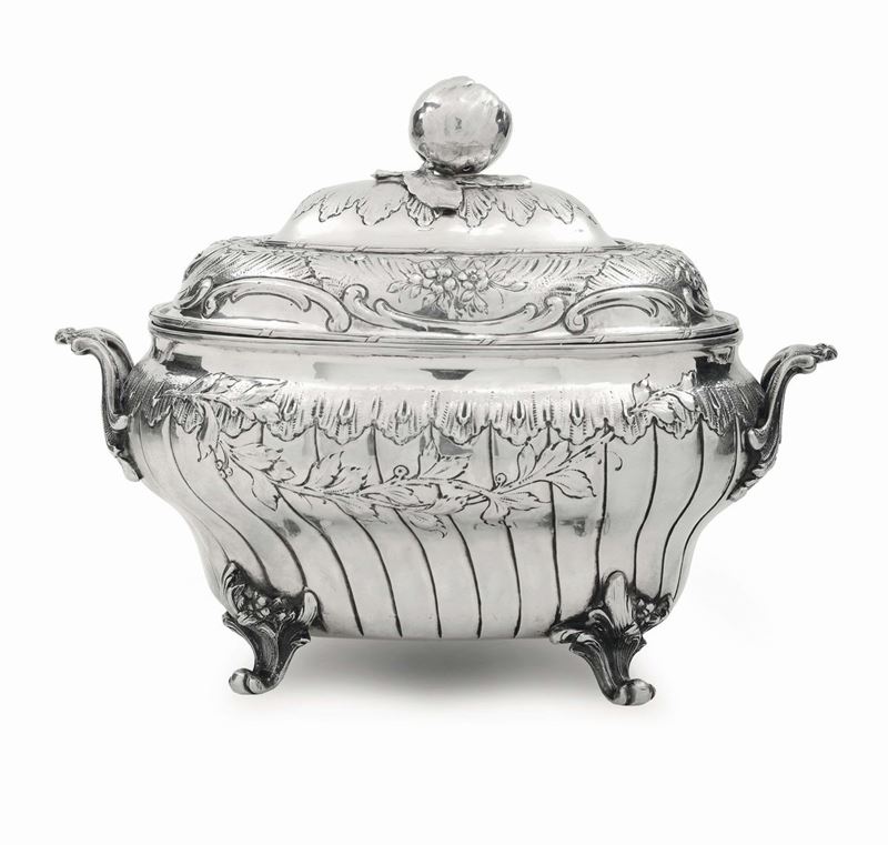 Zuppiera in argento, punzoni di fantasia probabilmente Hanau XIX-XX secolo  - Auction Italian and European Silver Collection  - II - Cambi Casa d'Aste