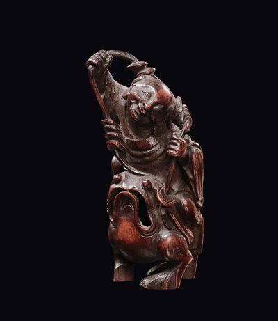 Scultura in bamboo raffigurante un saggio a cavallo di un rospo, Cina, Dinastia Qing, XIX secolo