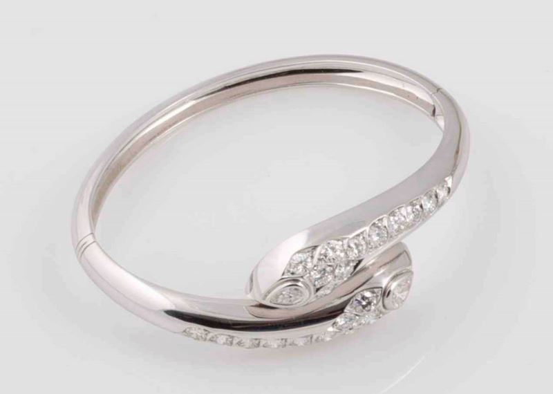 A diamond and gold bangle  - Auction Fine Jewels - I - Cambi Casa d'Aste