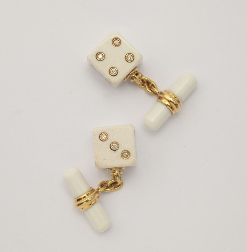 A diamond and gold cufflinks  - Auction Fine Jewels - I - Cambi Casa d'Aste