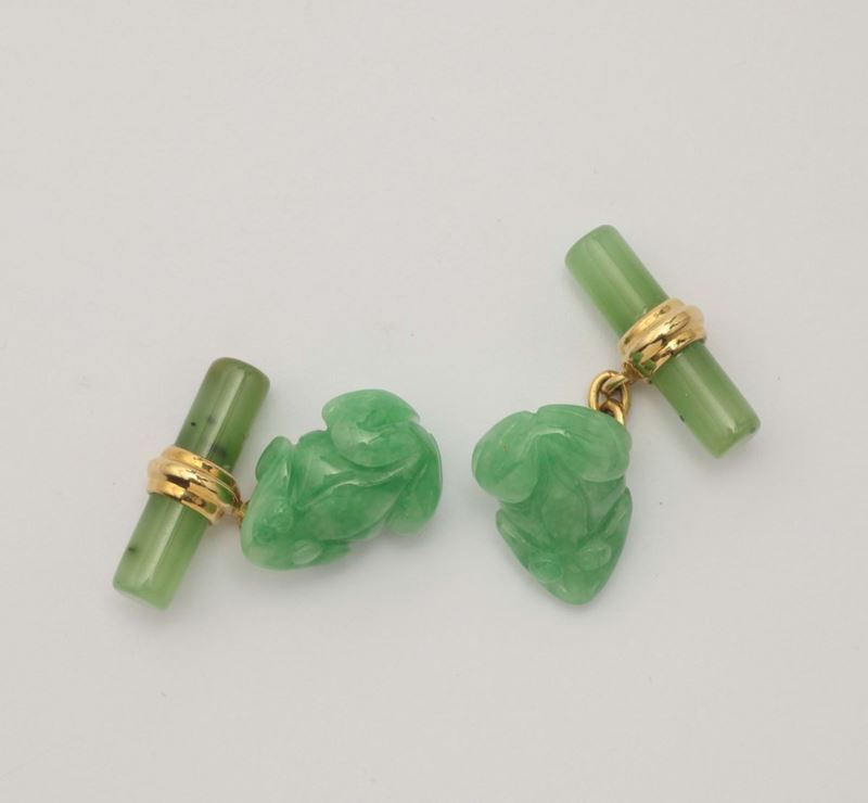 A pair of jade and gold cufflinks  - Auction Fine Jewels - I - Cambi Casa d'Aste