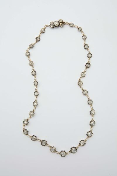 Girocollo con Rosette di Diamanti