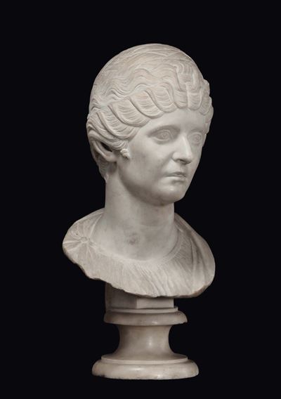 Busto in Marmo Raffigurante Faustina Maggiore, Scultore Neoclassico Italiano degli Inizi del XIX ...