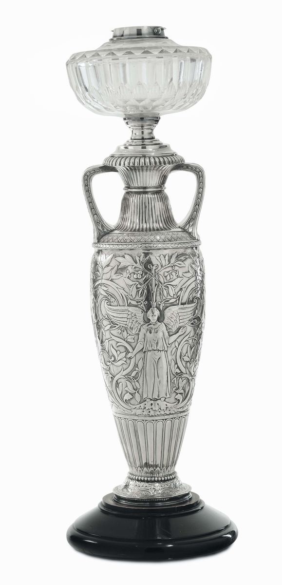 Lucerna in argento, punzoni della città di Londra per l’anno 1939  - Auction Italian and European Silver Collection  - II - Cambi Casa d'Aste