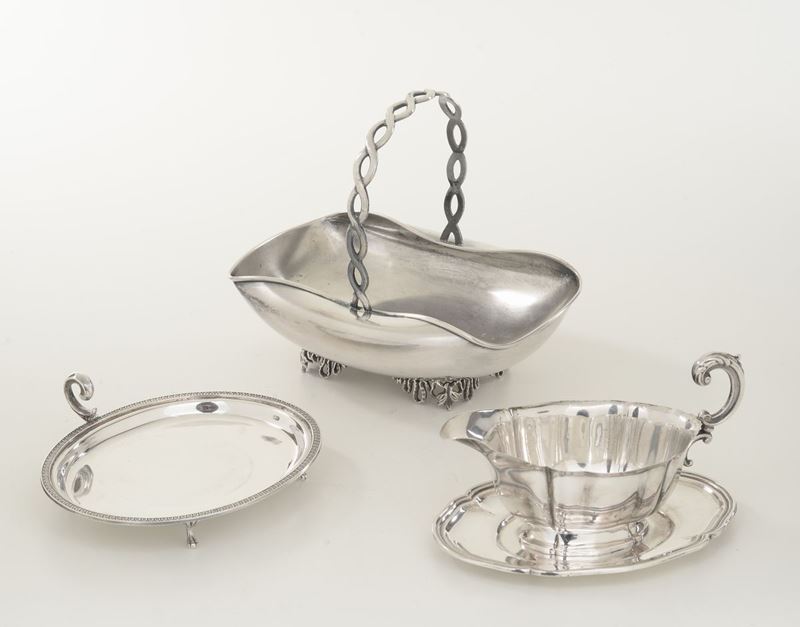 Due cestini e una alzata in argento  - Asta Antiquariato e Dipinti Antichi - I - Cambi Casa d'Aste