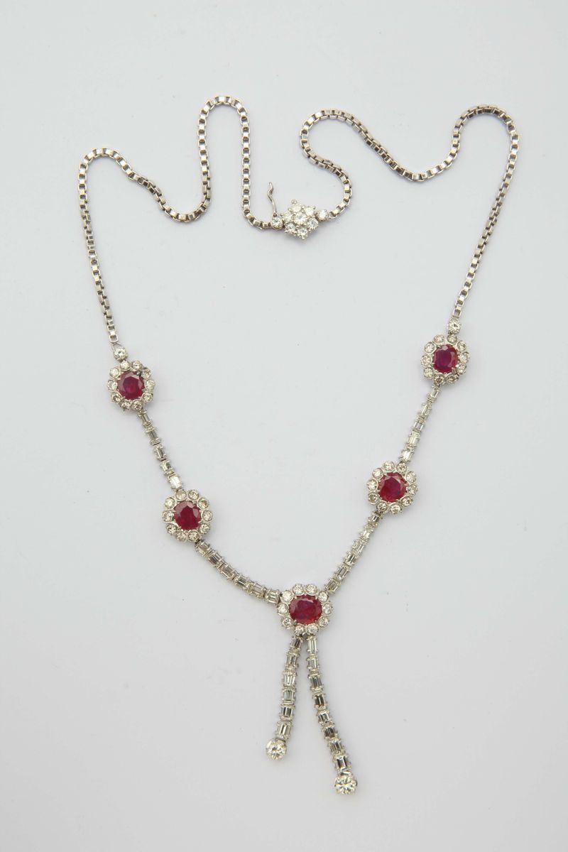A ruby and diamond gold necklace. Signed Boucheron Paris on the clasp  - Auction Fine Jewels - I - Cambi Casa d'Aste