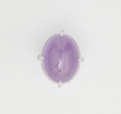Anello con Giadeite Taglio Cabochon Color Lavanda con Diamanti