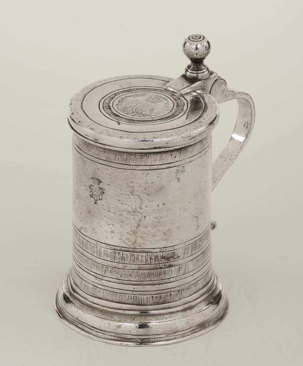 Tankard in Argento Fuso, Sbalzato e Inciso, Argenteria Scandinavia del XVIII Secolo