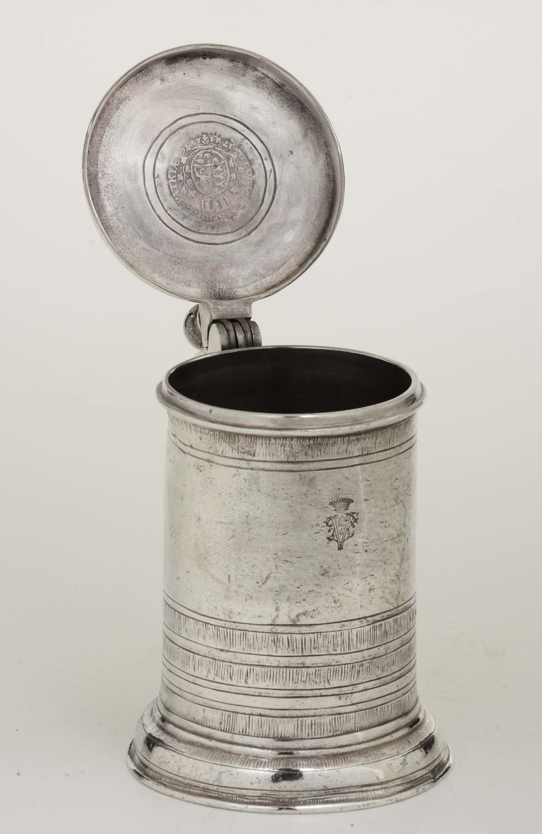 Tankard in Argento Fuso, Sbalzato e Inciso, Argenteria Scandinavia del XVIII Secolo