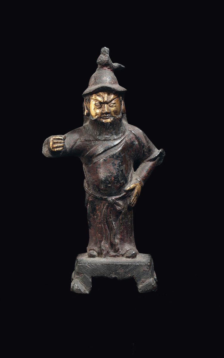Figura di Guerriero con Elmo in Bronzo con Parziale Doratura, Cina, Dinastia Qing, XVIII Secolo