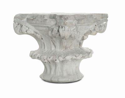 Scultore Toscano (pisa o Siena) della Fine del XIII/ Inizi XIV Secolocapitello con Decoro Fogliat...