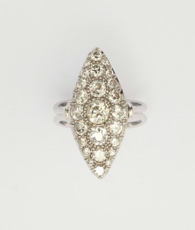 Anello a Marquise con Diamanti