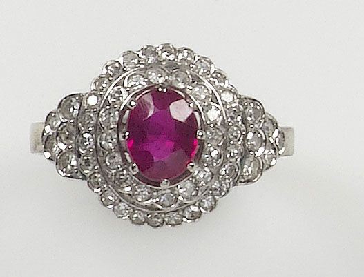 A synthetic ruby and diamond ring LOTTO RITIRATO  - Auction Antique and Old Masters - I - Cambi Casa d'Aste