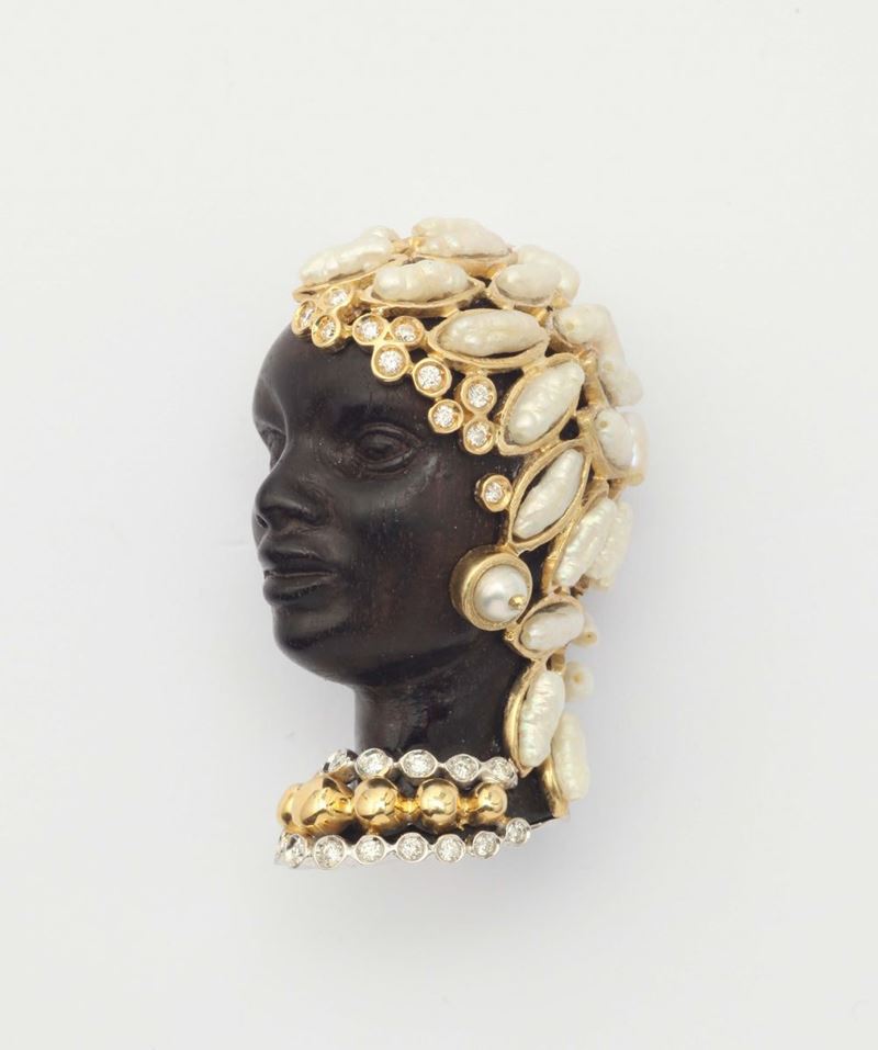 A wood and pearl brooch  - Auction Fine Jewels - I - Cambi Casa d'Aste